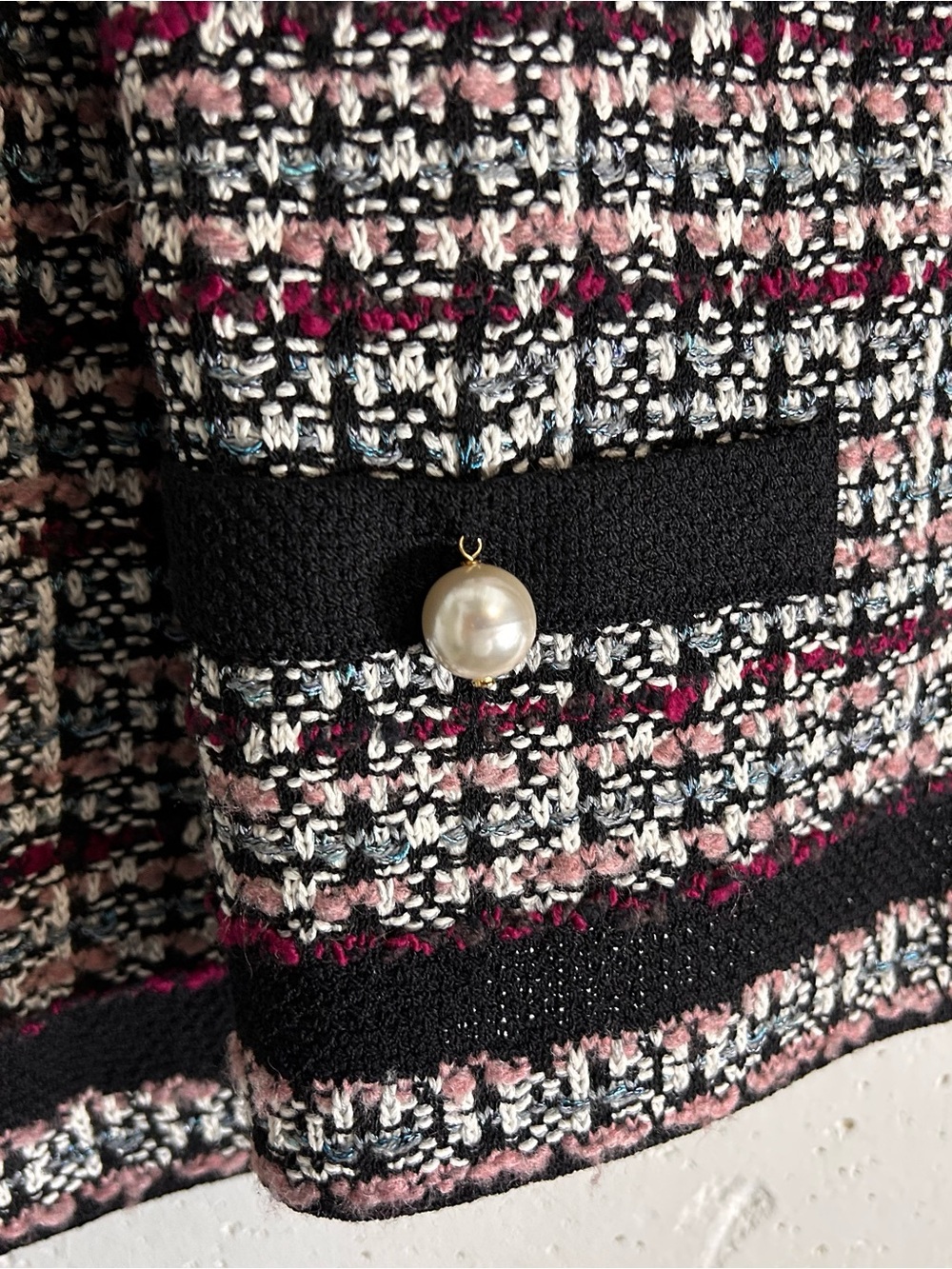 St. John Tweed Pearl-Button Designer Jacket - Picture 2 of 5